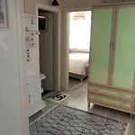 Sea View House Aparthotel 4*