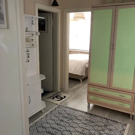 Sea View House Апарт-отель 4*