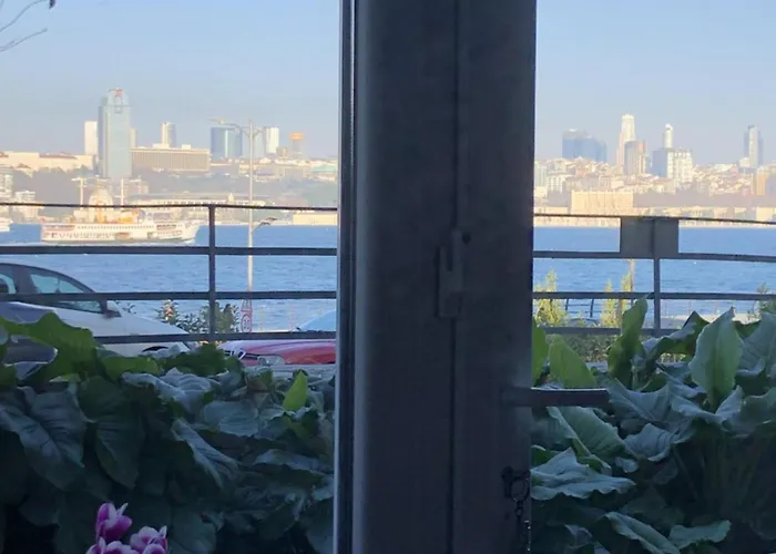 شقة فندقية Sea View House 4*