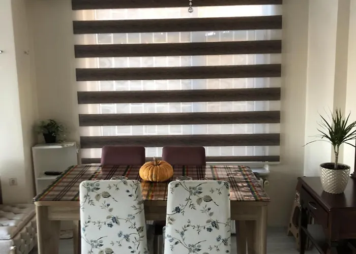 Sea View House Aparthotel